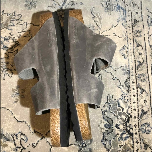 Birkenstock Arizona Leather Sandals In Grey Charcoal - Picture 7 of 8